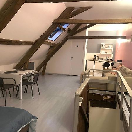 Chablis: Grand Studio En Plein Centre Ville المظهر الخارجي الصورة