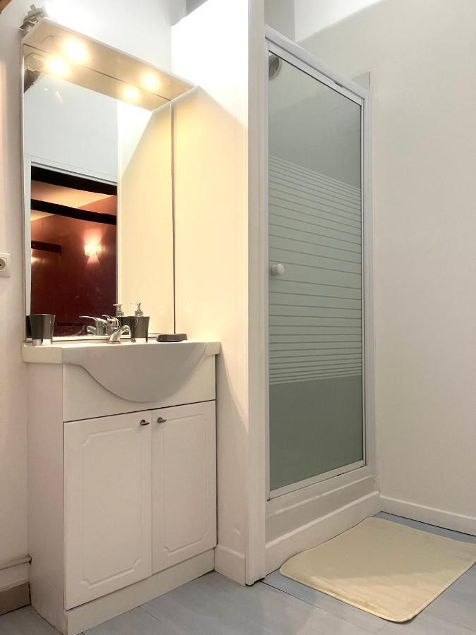 Chablis: Grand Studio En Plein Centre Ville المظهر الخارجي الصورة